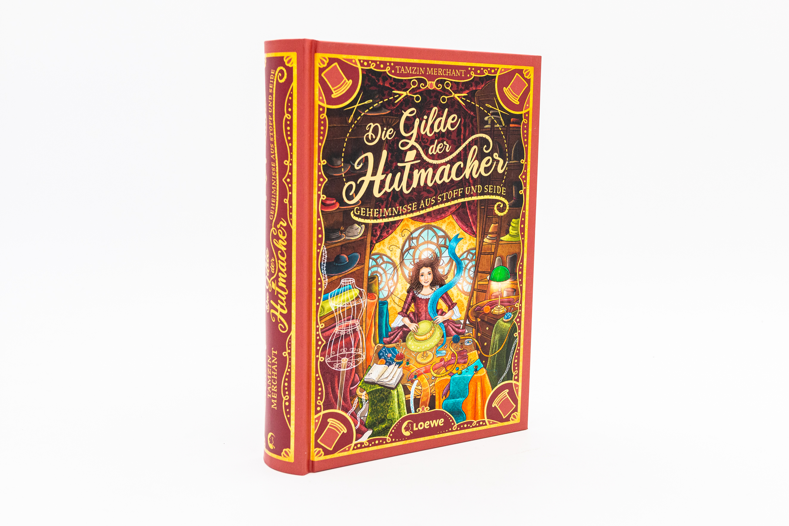Die Gilde der Hutmacher (Die magischen Gilden, Band 1) - Geheimnisse aus Stoff und Seide 9783743214163_1