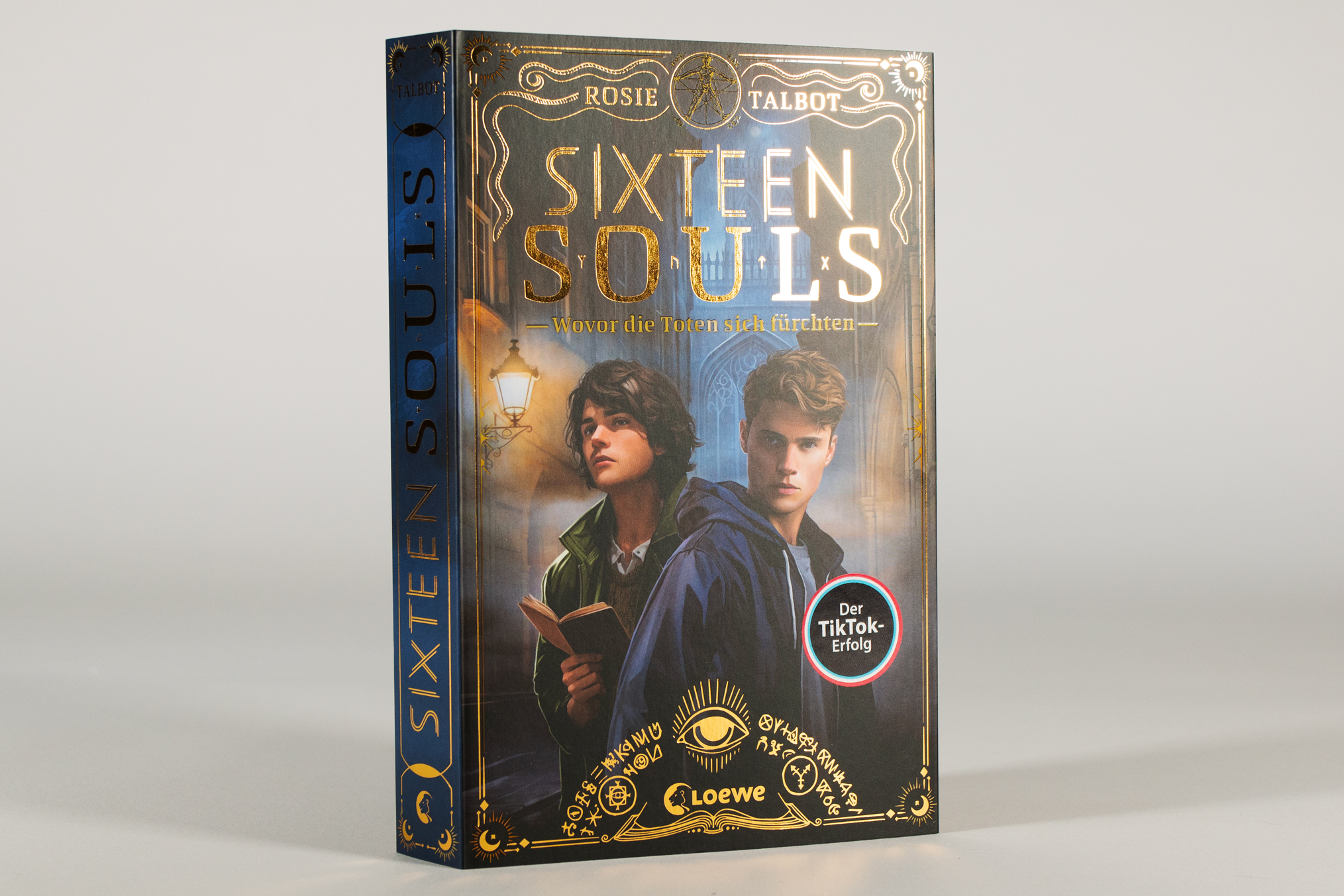 Sixteen Souls (Souls-Dilogie, Band 1) 9783743217362_1