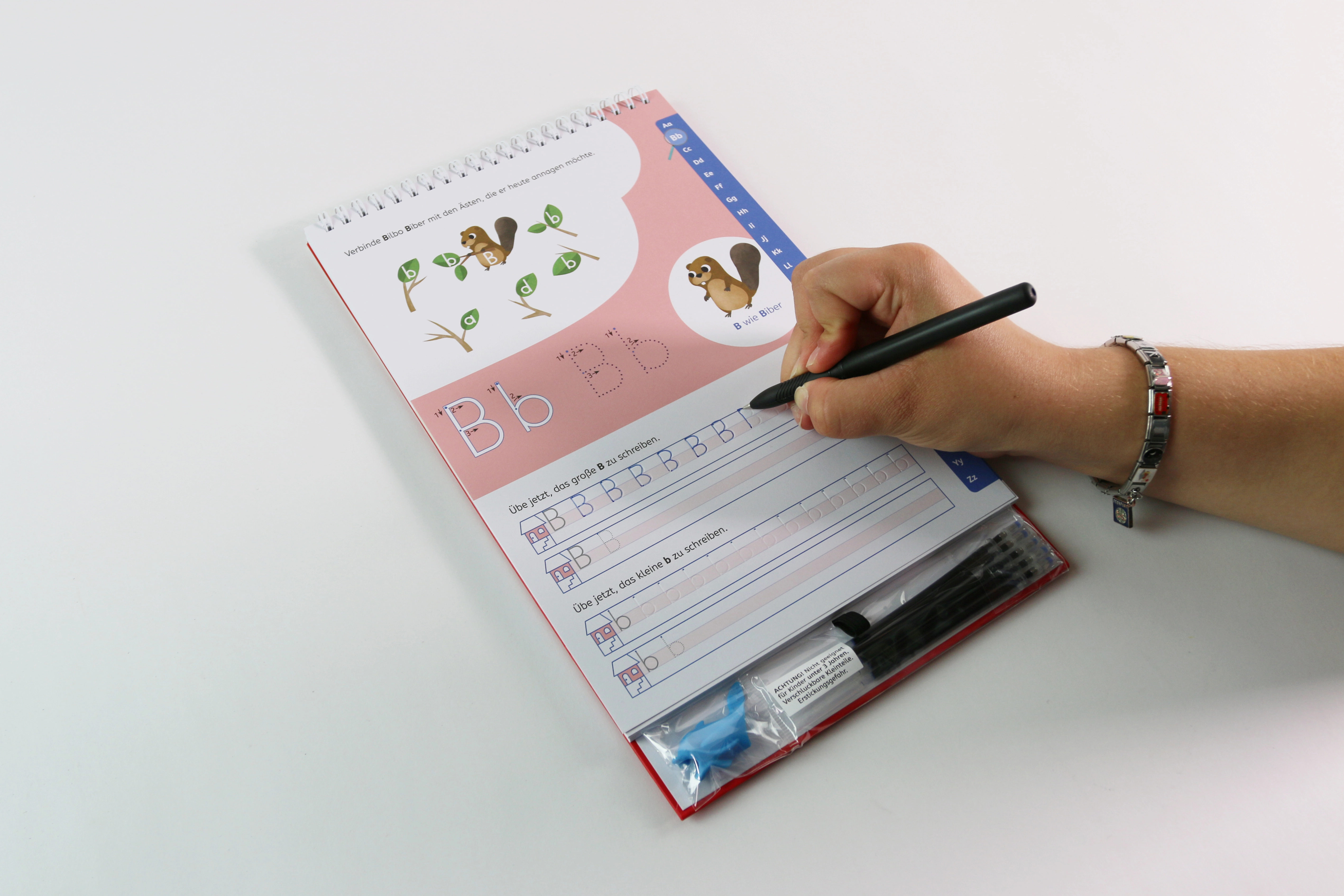 Schreiben lernen mit Spurrillen und Zauberstift - Buchstaben 9783743226753_07
