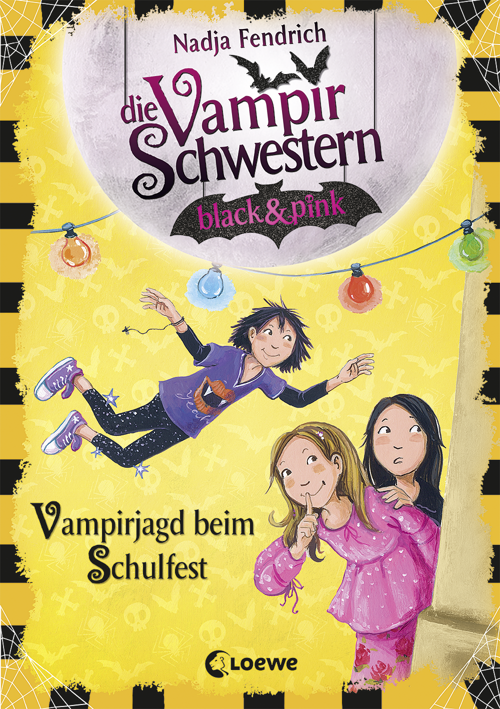 Die Vampirschwestern black & pink (Band 7) - Vampirjagd beim Schulfest  9783732014101