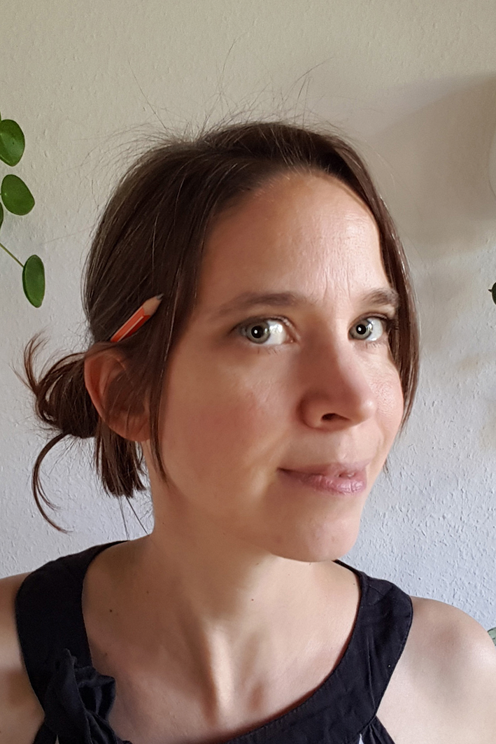 Nadine Y. Resch Nadine Y. Resch