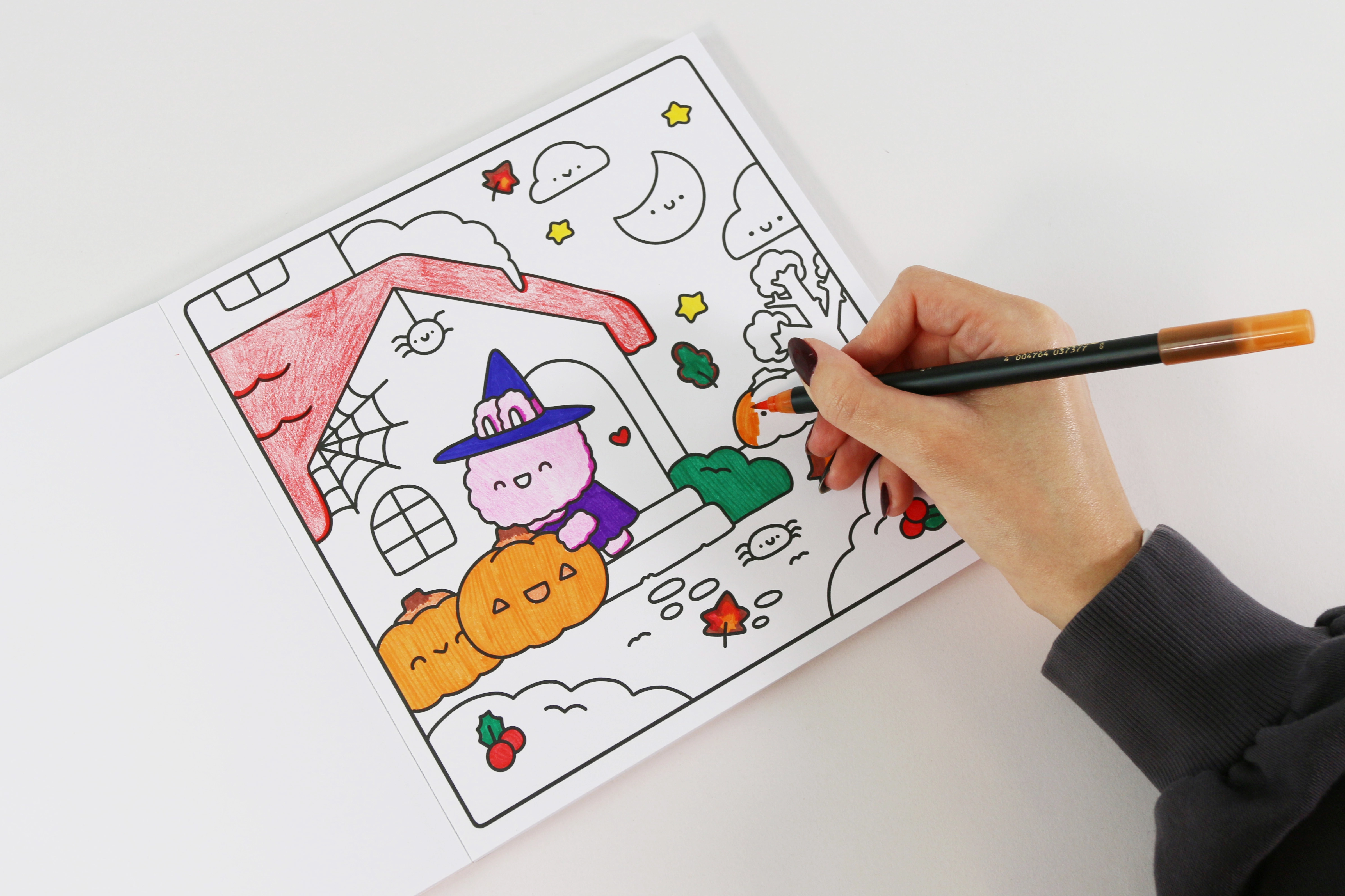 Cute & Cozy Coloring - Spooky 9783743224971_03