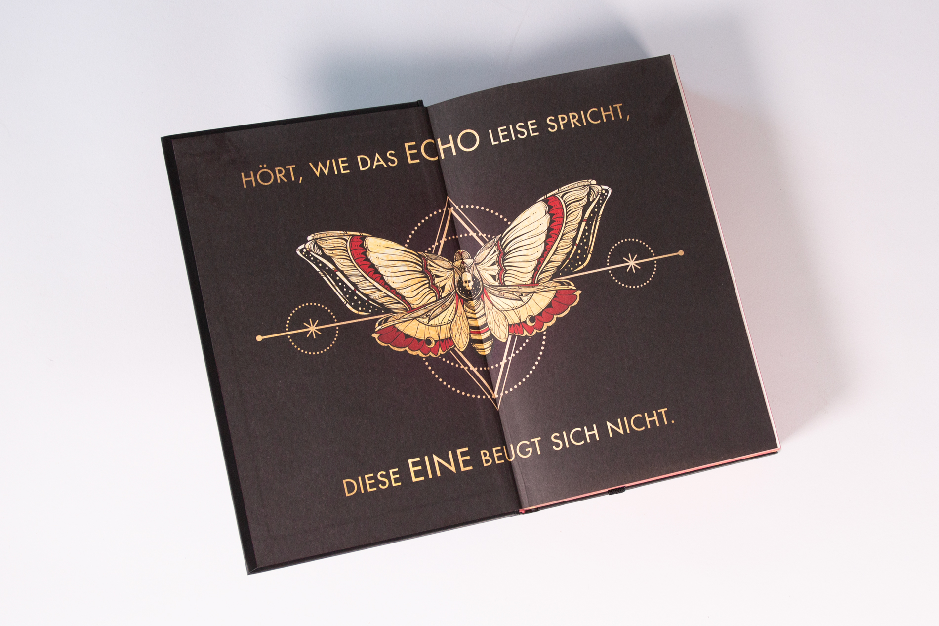 The Last One (Schicksalsberührt, Band 1) 9783743221161_6