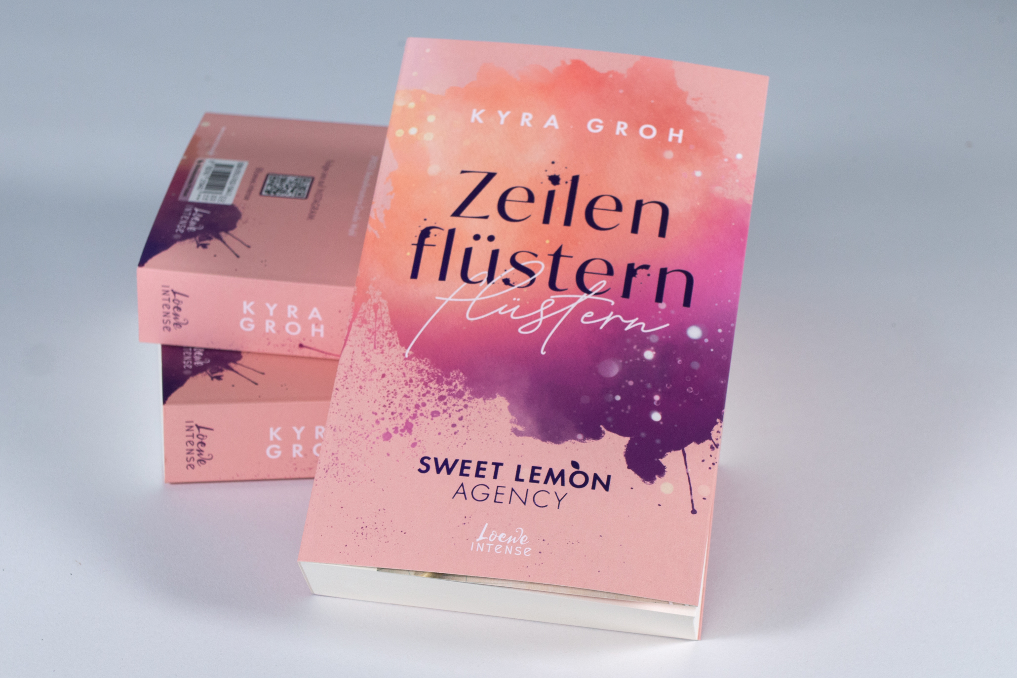 Zeilenflüstern (Sweet Lemon Agency, Band 1) 9783743215443_4