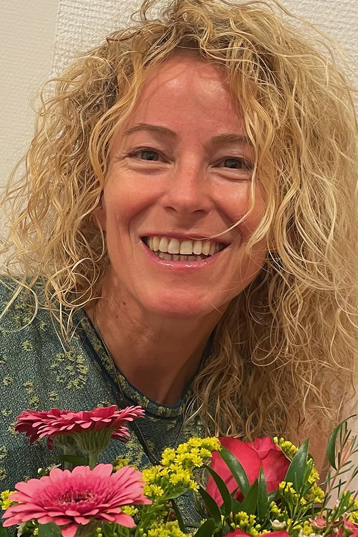 Corina Beurenmeister Corina Beurenmeister