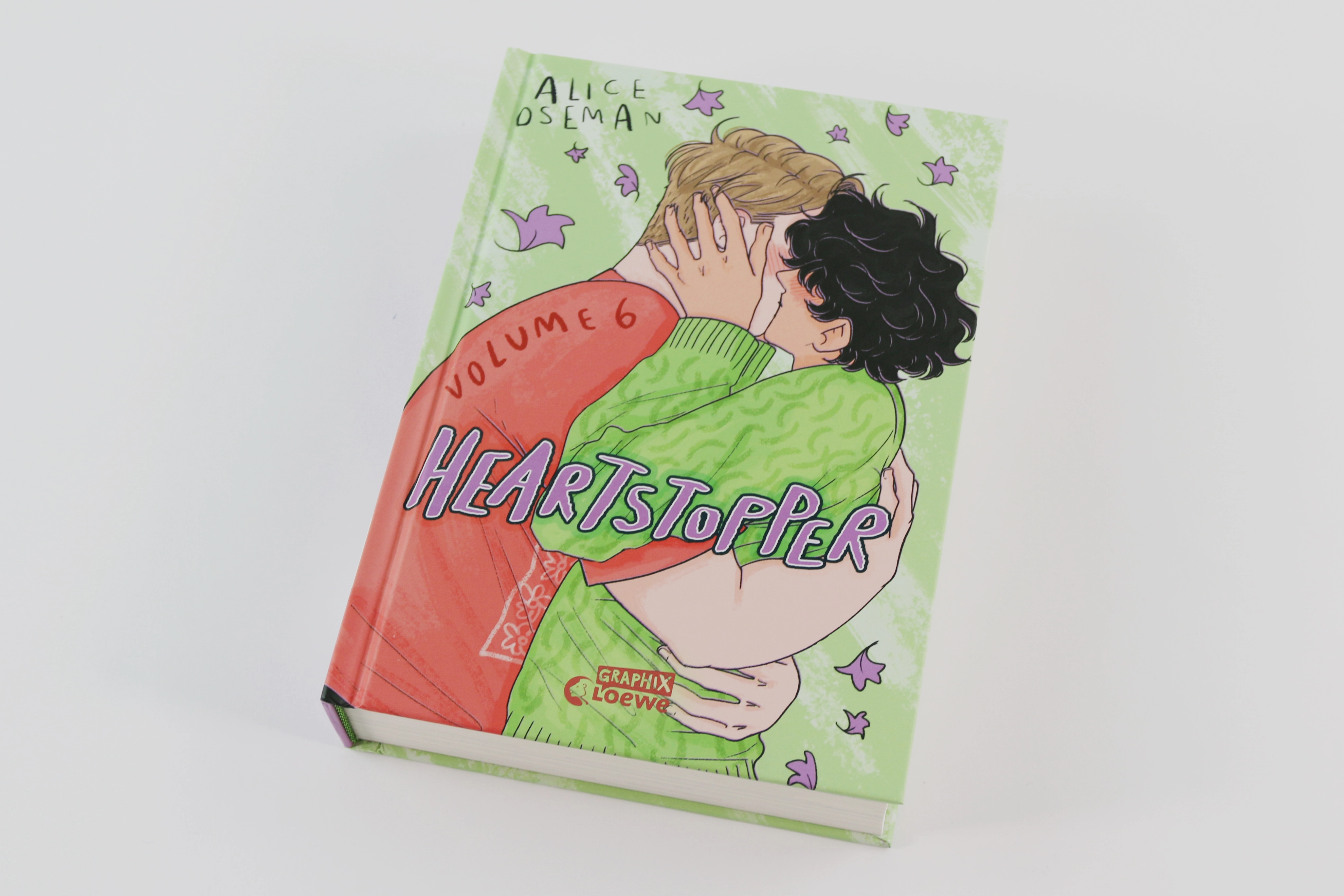 Heartstopper Volume 6 (deutsche Hardcover-Ausgabe) 9783743218345_05