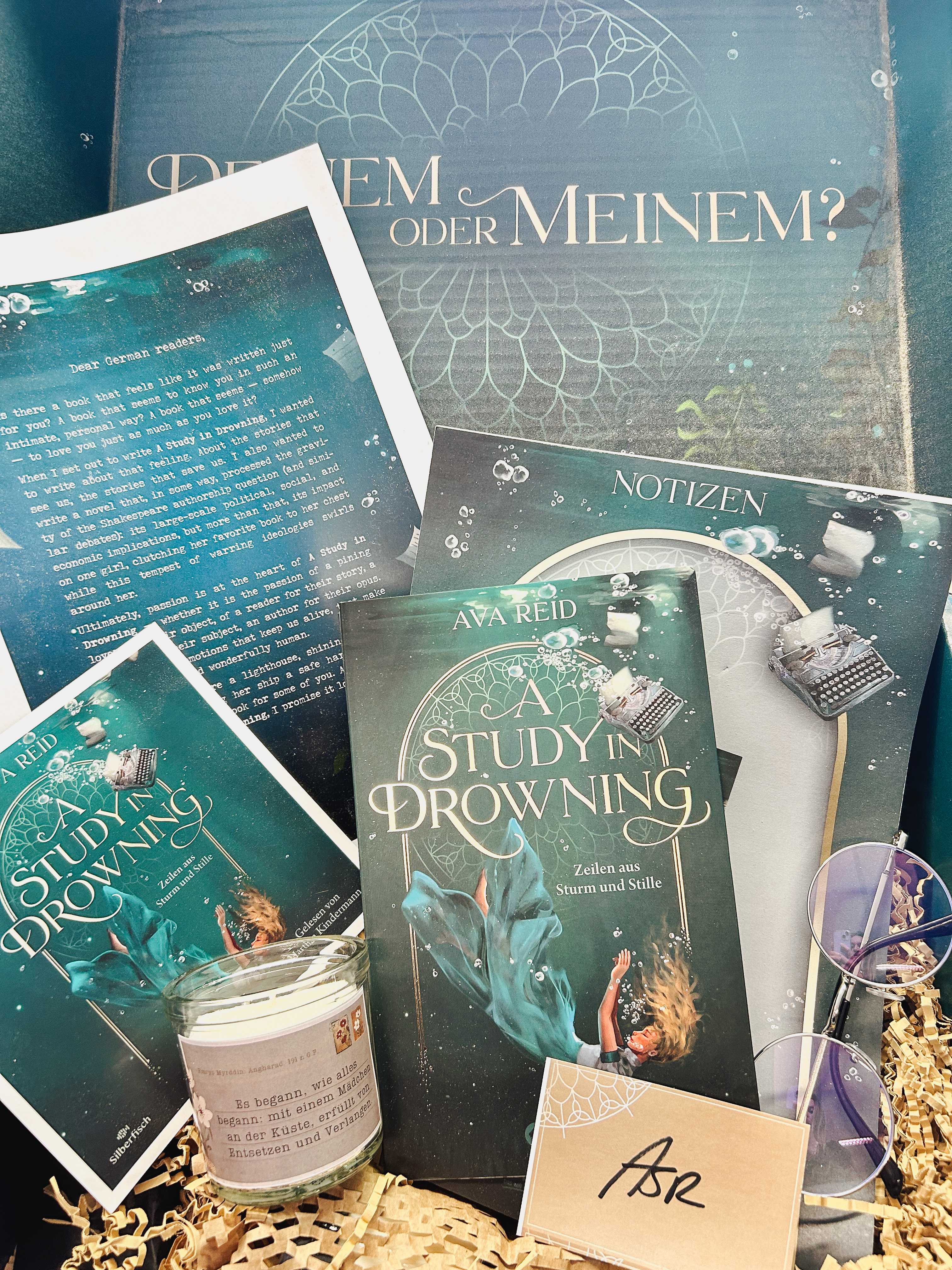 Loewe Verlag; Bloggerbox Bild der Bloggerbox zu A Study in Drowning